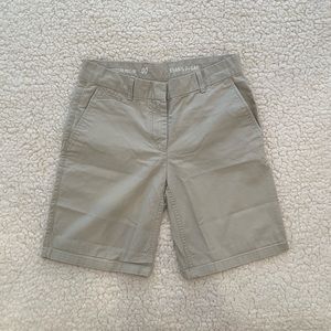 Gap Boyfriend Roll-Up Soft Khaki Shorts